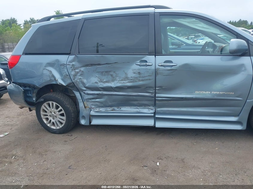 2010 Toyota Sienna VIN 5TDYK4CC1AS335440 IAAI salvage auction — RIGHT SIDE, Clear (Massachusetts), sold $1,100 on 2026-07-10 (photo 6)