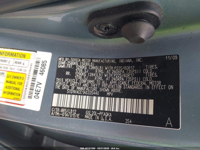 2010 Toyota Sienna VIN 5TDYK4CC1AS335440 IAAI salvage auction — RIGHT SIDE, Clear (Massachusetts), sold $1,100 on 2026-07-10 (photo 9)