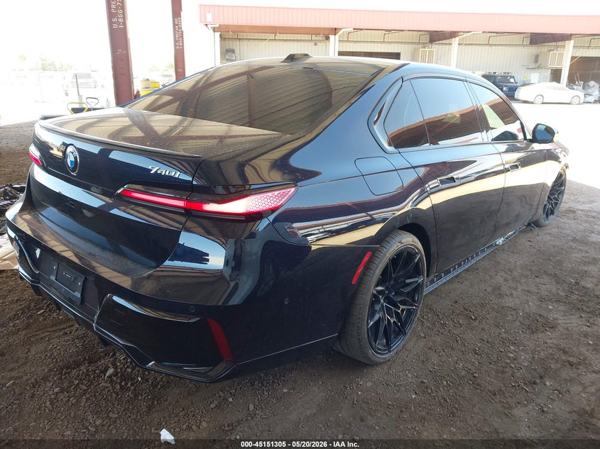 2025 BMW 7er VIN WBA23EH01SCV65891 IAAI salvage auction — FRONT END, Salvage (Arizona), sold $53,750 on 2026-08-10 (photo 4)