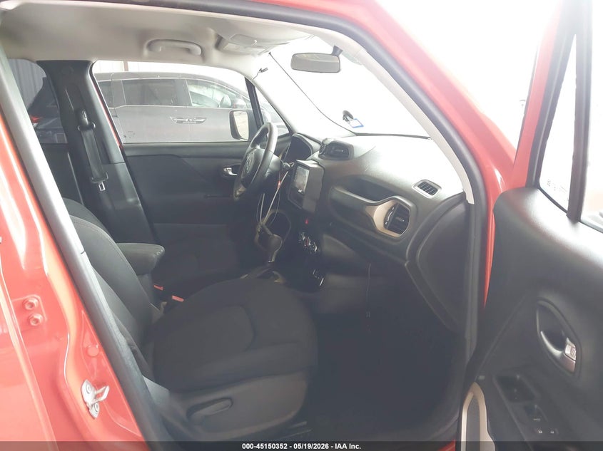 2017 Jeep Renegade VIN ZACCJAAB1HPG12407 IAAI salvage auction — RIGHT SIDE, Original (Texas), sold $2,000 on 2026-08-18 (photo 5)
