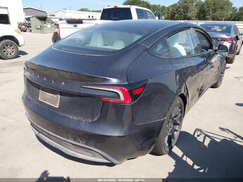 2025 Tesla Model 3 VIN 5YJ3E1EAXSF982792 IAAI salvage auction — LEFT SIDE, Salvage (Texas), sold $9,300 on 2026-07-23 (photo 4)
