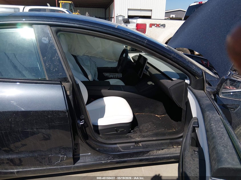 2025 Tesla Model 3 VIN 5YJ3E1EAXSF982792 IAAI salvage auction — LEFT SIDE, Salvage (Texas), sold $9,300 on 2026-07-23 (photo 5)