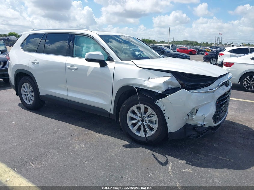 2026 Toyota VIN 5TDAAAA53TS042620 IAAI salvage auction — RIGHT FRONT, Rebuildable (Florida), sold $15,100 on 2026-07-30 (photo 1)