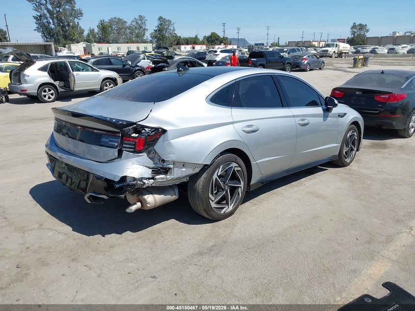 2025 Hyundai Sonata VIN KMHL14JA2SA496596 IAAI salvage auction — RIGHT REAR, Salvage (California), sold $9,100 on 2026-07-29 (photo 4)