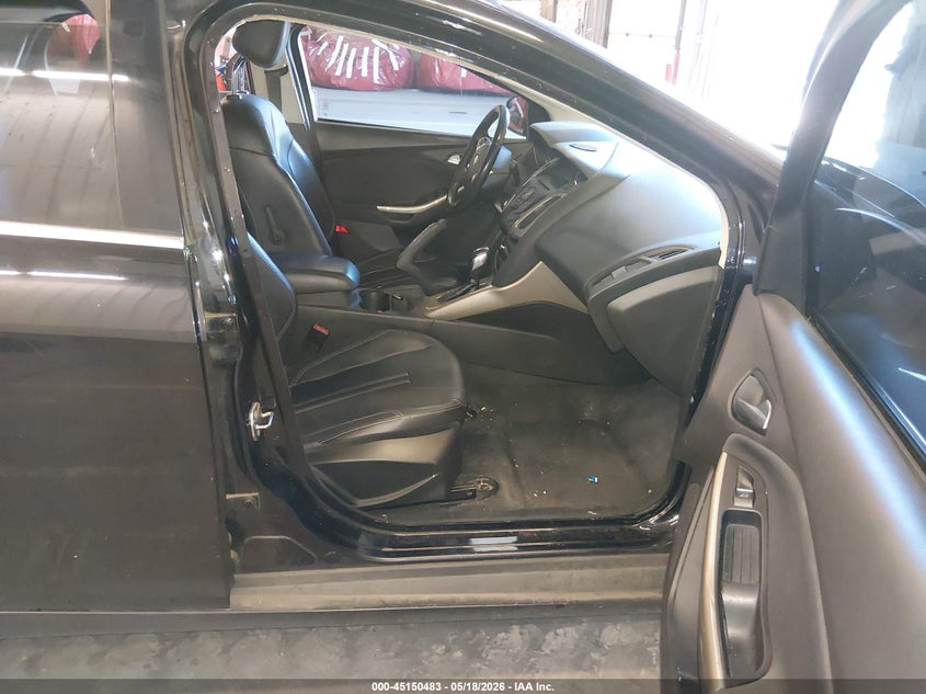 2012 Ford Focus VIN 1FAHP3H29CL290933 IAAI salvage auction — FRONT END, Salvage (Oregon), sold $125 on 2026-07-09 (photo 5)