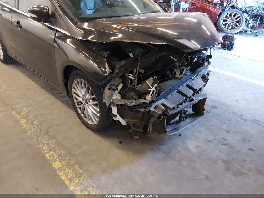 2012 Ford Focus VIN 1FAHP3H29CL290933 IAAI salvage auction — FRONT END, Salvage (Oregon), sold $125 on 2026-07-09 (photo 6)