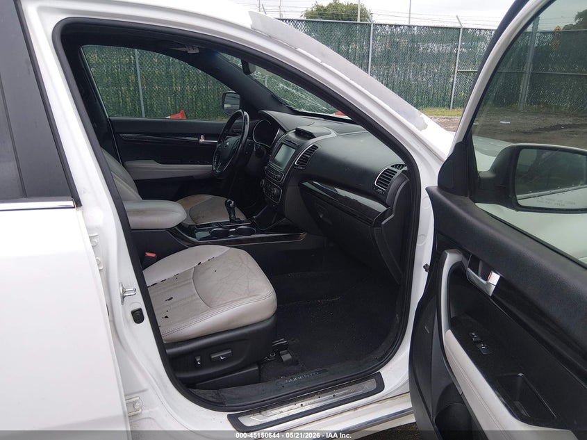 2014 Kia Sorento VIN 5XYKWDA70EG520310 IAAI salvage auction — HAIL, Salvage (Kansas), sold $475 on 2026-07-24 (photo 5)