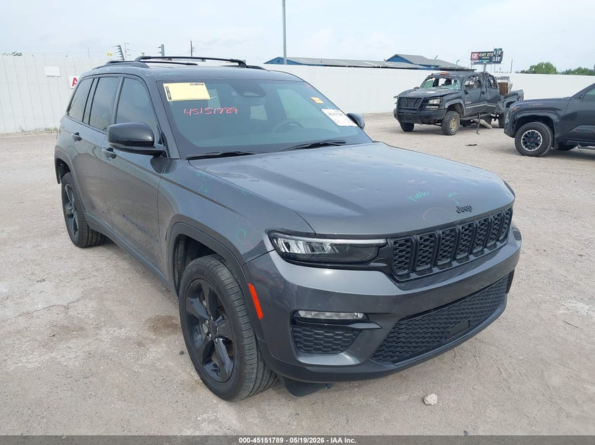 2024 Jeep Grand cherokee VIN 1C4RJHBG8RC103126 — IAAI salvage auction photo