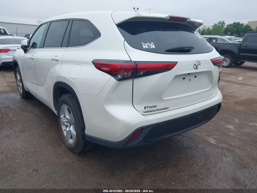 2021 Toyota Highlander VIN 5TDCZRAH6MS528320 IAAI salvage auction — FRONT END, Clear (Oklahoma), sold $12,200 on 2026-07-29 (photo 3)
