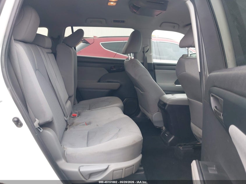 2021 Toyota Highlander VIN 5TDCZRAH6MS528320 IAAI salvage auction — FRONT END, Clear (Oklahoma), sold $12,200 on 2026-07-29 (photo 8)