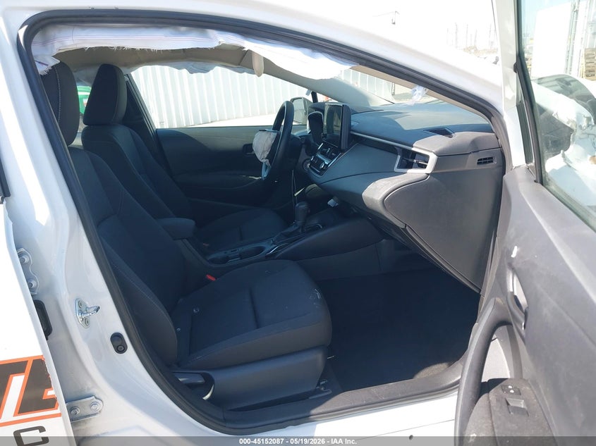 2025 Toyota Corolla VIN 5YFB4MDE8SP252954 IAAI salvage auction — FRONT & REAR, Salvage (California), sold $3,850 on 2026-07-29 (photo 5)