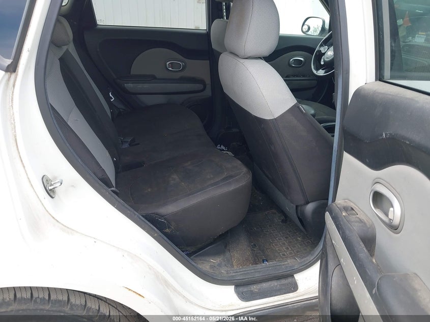 2016 Kia Soul VIN KNDJN2A26G7400762 IAAI salvage auction — FRONT & REAR, Salvage (Iowa), sold $450 on 2026-07-13 (photo 8)