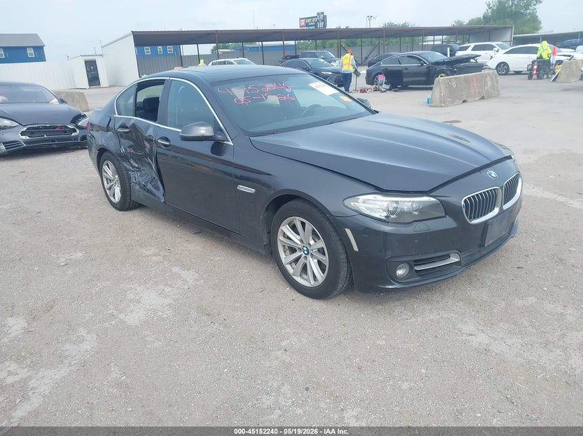 2015 BMW 5er VIN WBA5A7C5XFD627015 IAAI salvage auction — RIGHT SIDE, Salvage (Texas), sold $3,200 on 2026-07-15 (photo 1)