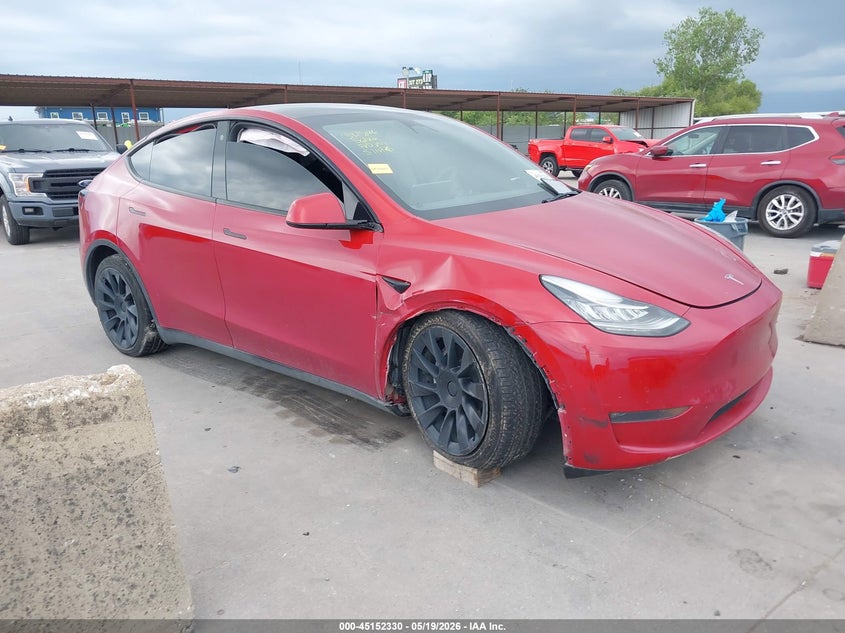 2022 Tesla Model y VIN 7SAYGDEE1NA019885 IAAI salvage auction — RIGHT FRONT, Original (Texas), sold $10,000 on 2026-07-29 (photo 1)