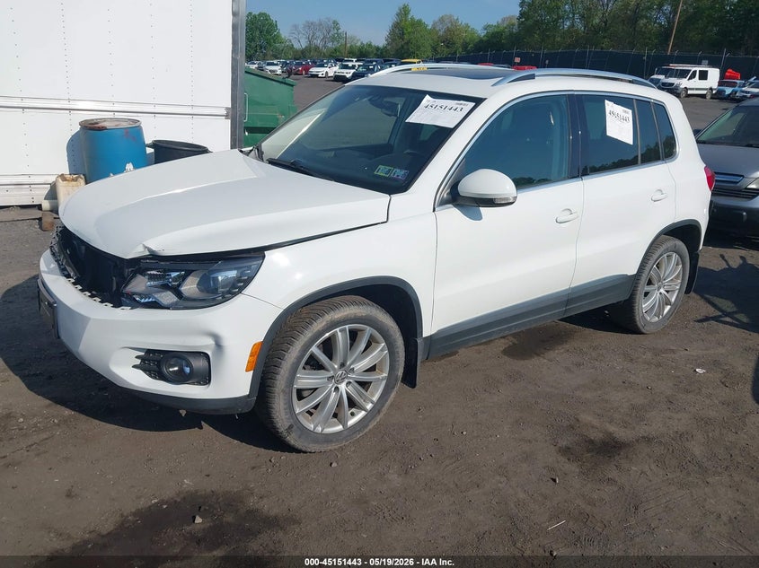 2016 Volkswagen Tiguan VIN WVGBV7AX8GW605093 IAAI salvage auction — FRONT END, Salvage (Pennsylvania), sold $1,450 on 2026-07-10 (photo 2)