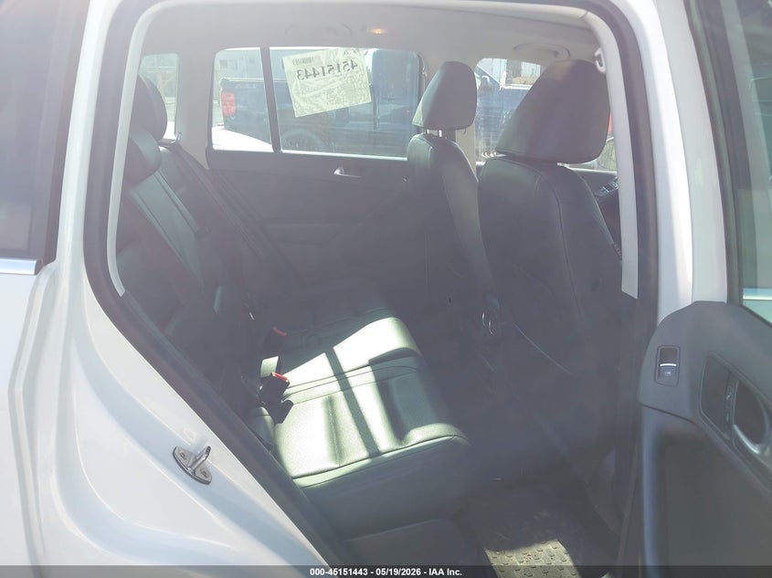 2016 Volkswagen Tiguan VIN WVGBV7AX8GW605093 IAAI salvage auction — FRONT END, Salvage (Pennsylvania), sold $1,450 on 2026-07-10 (photo 8)