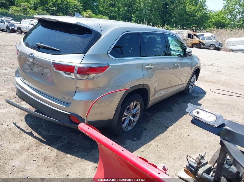 2015 Toyota Highlander VIN 5TDBKRFH6FS158384 IAAI salvage auction — FRONT END, Salvage - Greater Than 75% (Maryland), sold $5,600 on 2026-07-30 (photo 4)