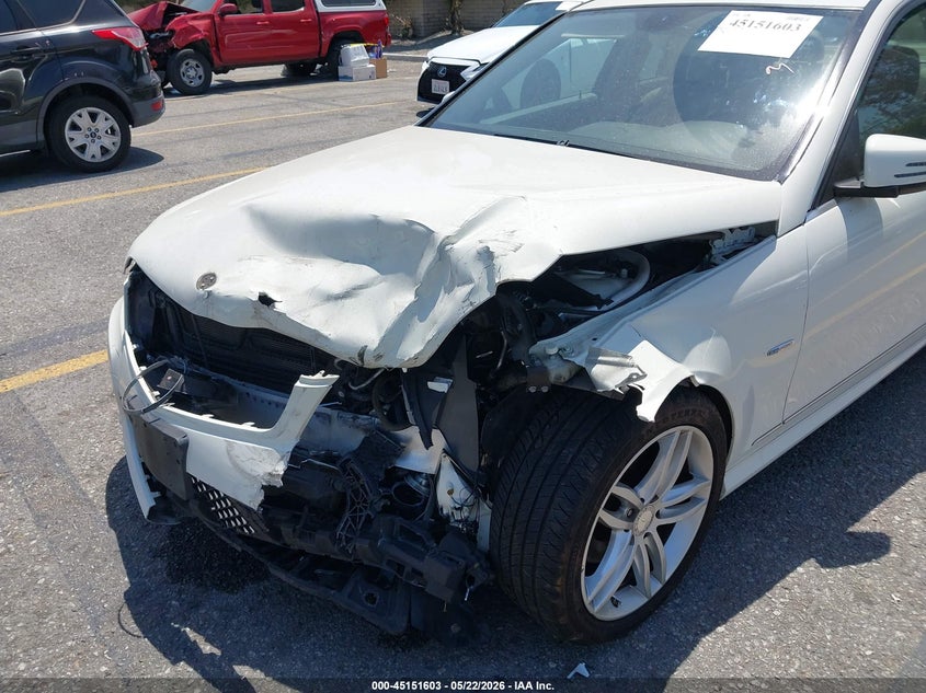 2012 Mercedes-benz C-klasse VIN WDDGF4HBXCA681962 IAAI salvage auction — FRONT & REAR, Salvage (California), sold $1,000 on 2026-07-14 (photo 6)