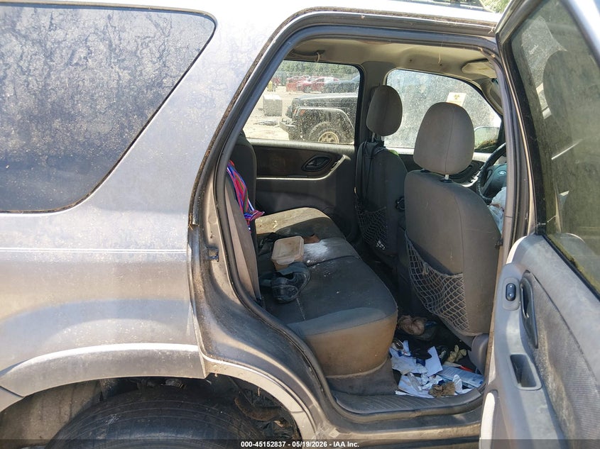 2002 Ford Escape VIN 1FMYU03152KD98272 IAAI salvage auction — NORMAL WEAR, Bill Of Sale (Georgia), sold $275 on 2026-07-09 (photo 8)
