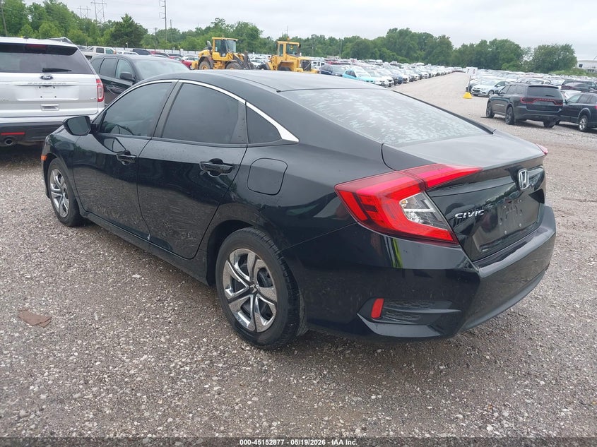 2018 Honda Civic VIN 19XFC2F55JE035318 IAAI salvage auction — HAIL, Salvage (Missouri), sold $4,075 on 2026-07-25 (photo 3)