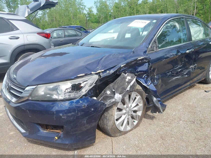 2014 Honda Accord VIN 1HGCR2F8XEA028676 IAAI salvage auction — SIDE, Wait Title, sold $1,300 on 2026-08-07 (photo 6)