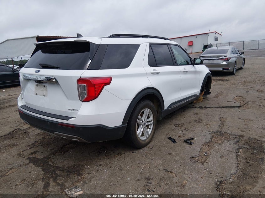 2023 Ford Explorer VIN 1FMSK8DH6PGA24639 IAAI salvage auction — RIGHT FRONT, Salvage Title, sold $9,100 on 2026-08-22 (photo 4)