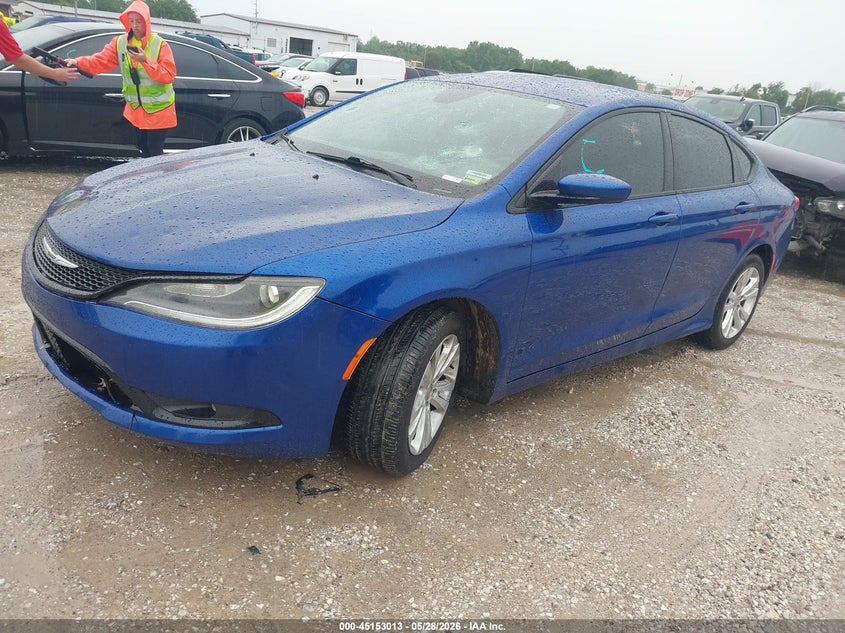 2015 Chrysler 200 VIN 1C3CCCBB3FN677774 IAAI salvage auction — HAIL, Clear (Missouri), sold $1,300 on 2026-09-14 (photo 2)