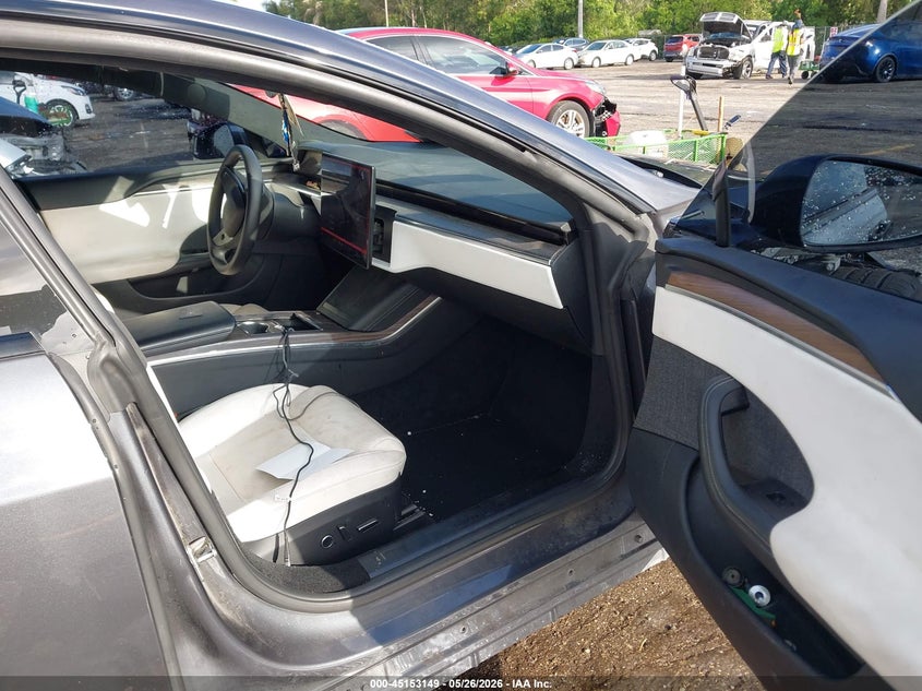 2021 Tesla Model s VIN 5YJSA1E55MF428413 IAAI salvage auction — FRONT END, Clear (Florida), sold $5,600 on 2026-07-13 (photo 5)