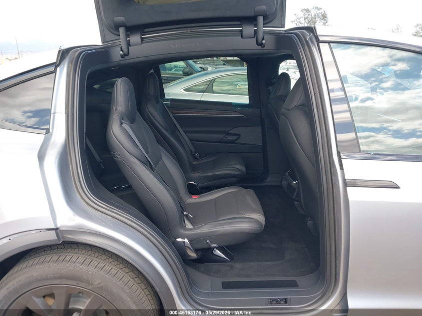 2025 Tesla Model x VIN 7SAXCBE5XSF469741 IAAI salvage auction — REAR END, Salvage Title, sold $42,350 on 2026-07-15 (photo 8)