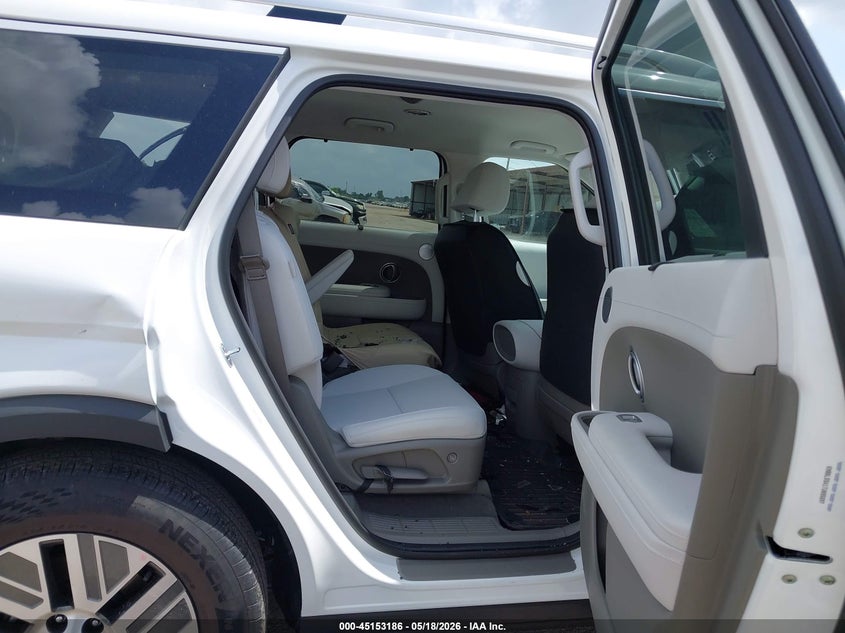 2026 Hyundai Palisade VIN KM8RL5SA1TU085697 IAAI salvage auction — REAR END, Salvage (Texas), sold $10,475 on 2026-07-18 (photo 8)
