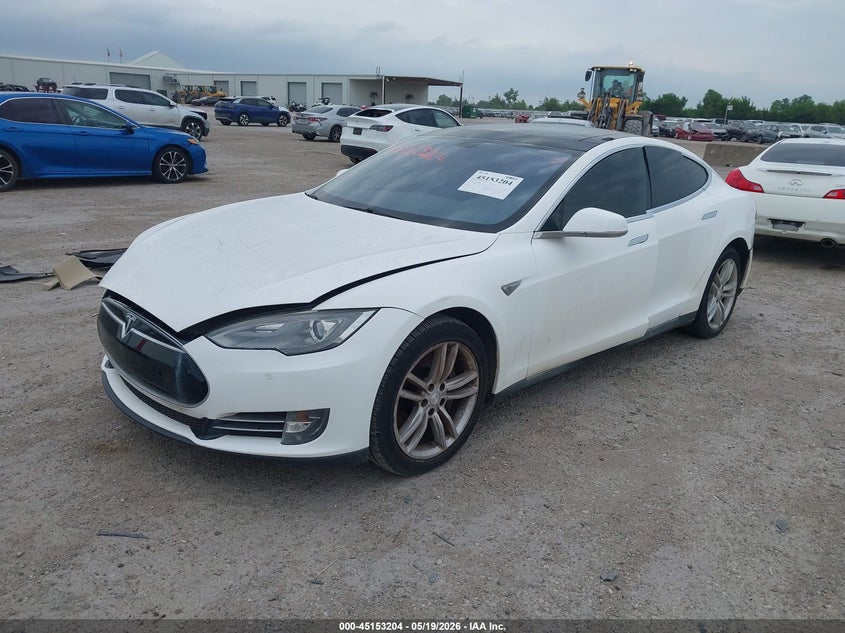 2014 Tesla Model s VIN 5YJSA1H1XEFP32685 IAAI salvage auction — ELECTRICAL, Clear (Texas), sold $925 on 2026-07-29 (photo 2)