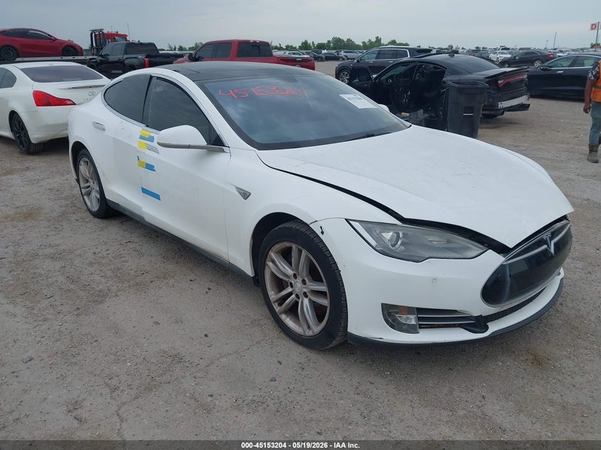 2014 Tesla Model s VIN 5YJSA1H1XEFP32685 IAAI salvage auction — ELECTRICAL, Clear (Texas), sold $925 on 2026-07-29 (photo 6)