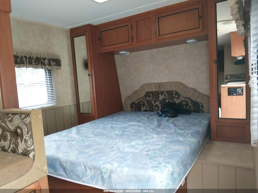 2012 K-z inc Travel trailer VIN 4EZTS2421C5124475 IAAI salvage auction — HAIL, Clear (Missouri), sold $4,000 on 2026-08-26 (photo 7)