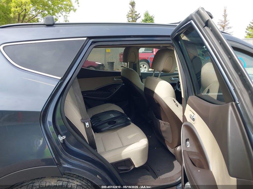 2014 Hyundai Santa fe VIN 5XYZU3LB8EG156086 IAAI salvage auction — HAIL, Clear (Wisconsin), sold $1,600 on 2026-07-29 (photo 8)