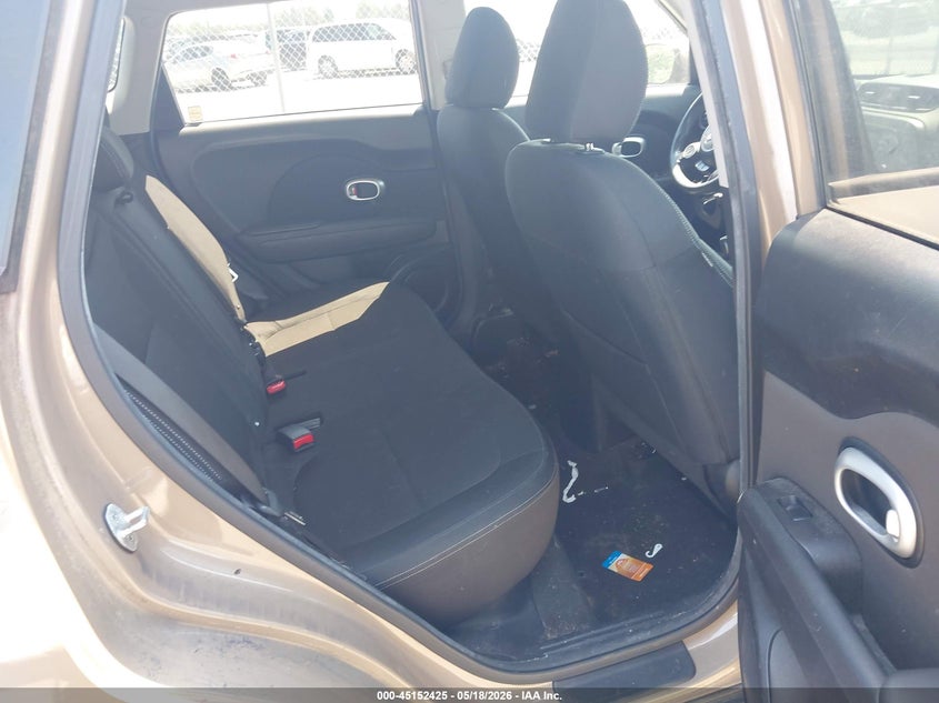 2014 Kia Soul VIN KNDJN2A21E7111124 IAAI salvage auction — NORMAL WEAR, Clear (Missouri), sold $225 on 2026-07-22 (photo 8)