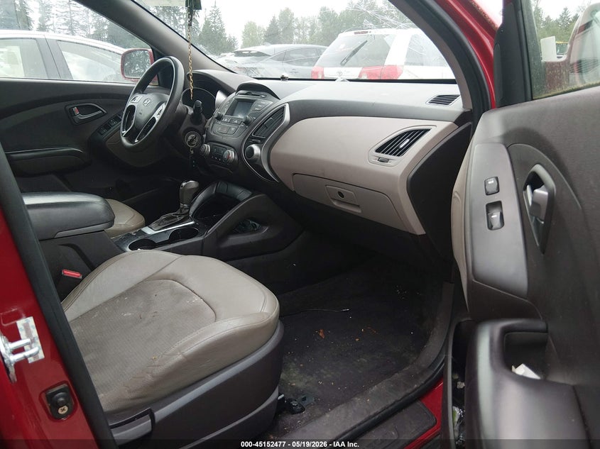 2015 Hyundai Tucson VIN KM8JTCAF0FU040768 IAAI salvage auction — NORMAL WEAR, Clear-Dealer Only (Montana), sold $1,000 on 2026-07-29 (photo 5)