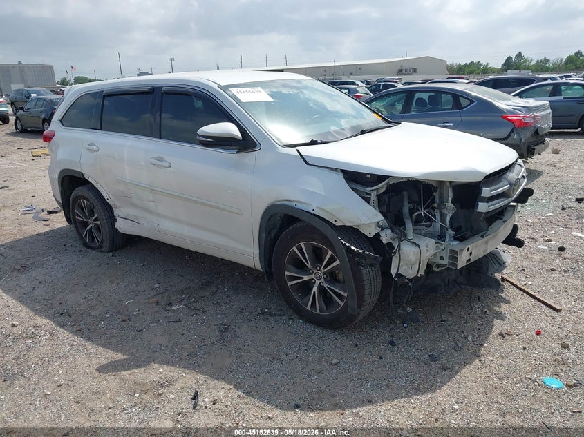 2017 Toyota Highlander VIN 5TDZZRFH4HS217364 IAAI salvage auction — FRONT END, Original (Texas), sold $8,300 on 2026-07-15 (photo 1)