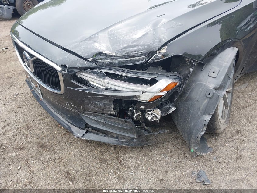 2017 Volvo S90 VIN YV1A22MK2H1010695 IAAI salvage auction — LEFT FRONT, Salvage (Massachusetts), sold $3,450 on 2026-07-21 (photo 6)
