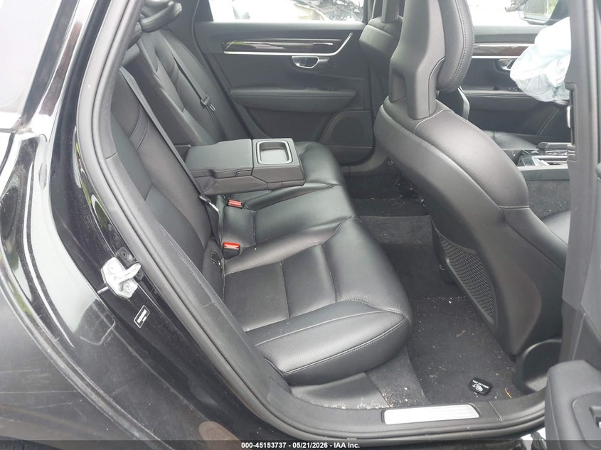 2017 Volvo S90 VIN YV1A22MK2H1010695 IAAI salvage auction — LEFT FRONT, Salvage (Massachusetts), sold $3,450 on 2026-07-21 (photo 8)