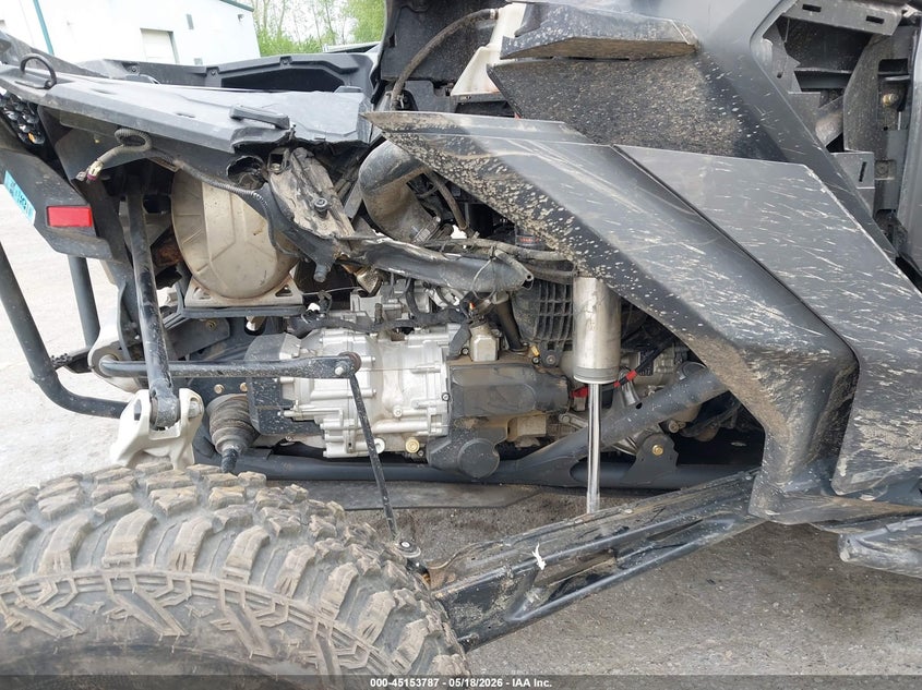2024 Can-am/ brp Maverick VIN 3JB8XAT45RE004913 IAAI salvage auction — LEFT FRONT, Clear (Michigan), sold $22,250 on 2026-08-19 (photo 8)