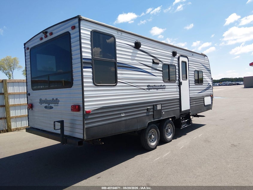2018 Keystone rv Other VIN 4YDT20225J3154478 IAAI salvage auction — SIDE, Wait Title, sold $1,100 on 2026-09-29 (photo 4)