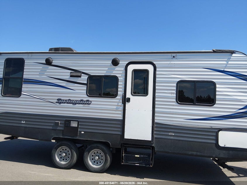 2018 Keystone rv Other VIN 4YDT20225J3154478 IAAI salvage auction — SIDE, Wait Title, sold $1,100 on 2026-09-29 (photo 6)