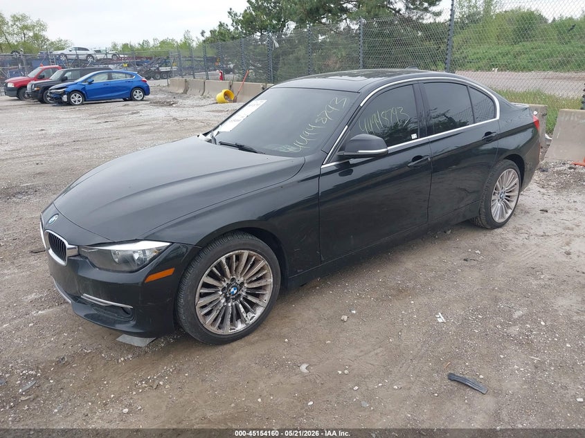 2015 BMW 3er VIN WBA3C3G59FNT52848 IAAI salvage auction — LEFT SIDE, Junk Bill Of Sale Mv2459 (Wisconsin), sold $1,200 on 2026-07-28 (photo 4)