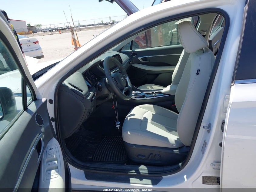 2023 Hyundai Sonata VIN KMHL64JA0PA278259 IAAI salvage auction — SIDE, Salvage (Iowa), sold $3,450 on 2026-07-25 (photo 5)