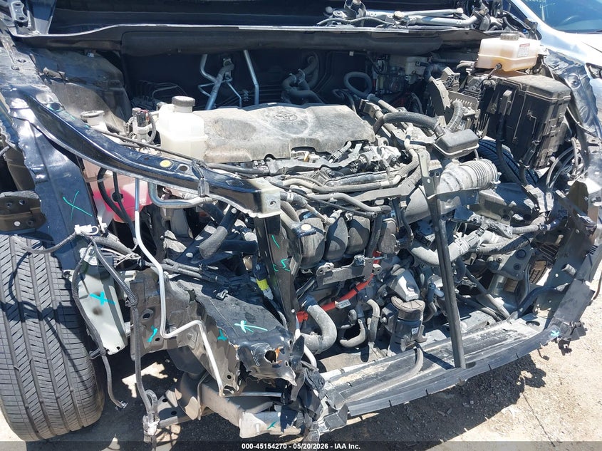 2024 Toyota Sienna VIN 5TDKRKEC0RS191572 IAAI salvage auction — FRONT END, Original (Texas), sold $23,700 on 2026-07-29 (photo 6)