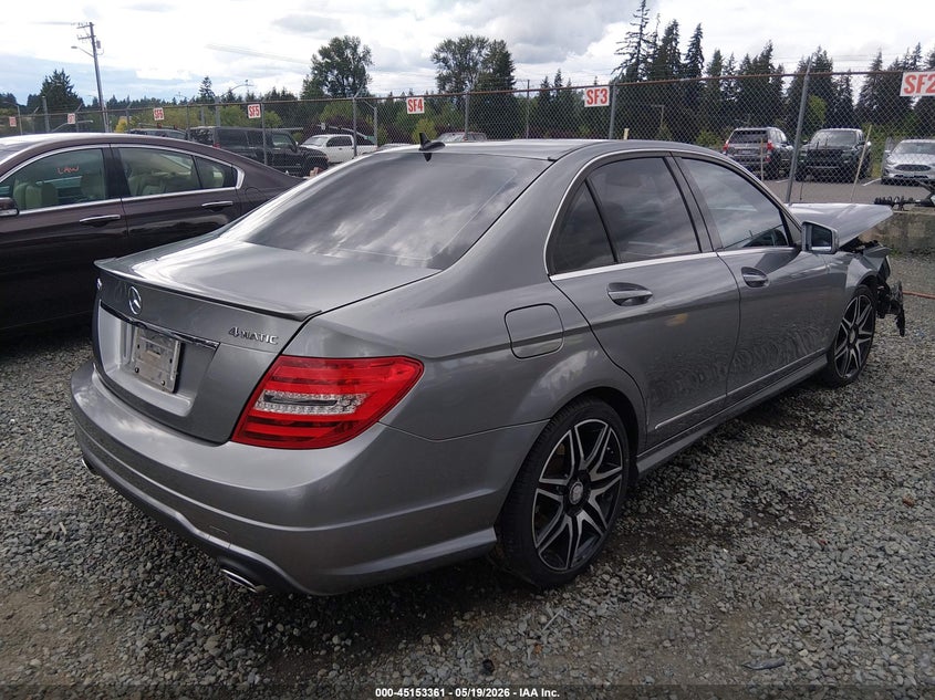 2014 Mercedes-benz C-klasse VIN WDDGF8AB5EG171584 IAAI salvage auction — FRONT END, Wait Title, sold $175 on 2026-08-12 (photo 4)