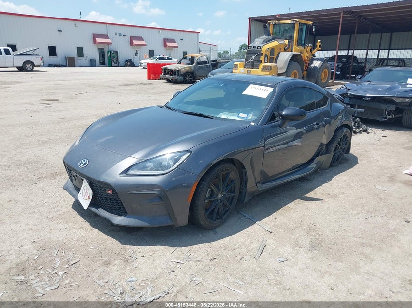2025 Toyota Gr 86 VIN JF1ZNBE13S8759337 IAAI salvage auction — REAR END, Original (Texas), sold $10,250 on 2026-08-11 (photo 2)