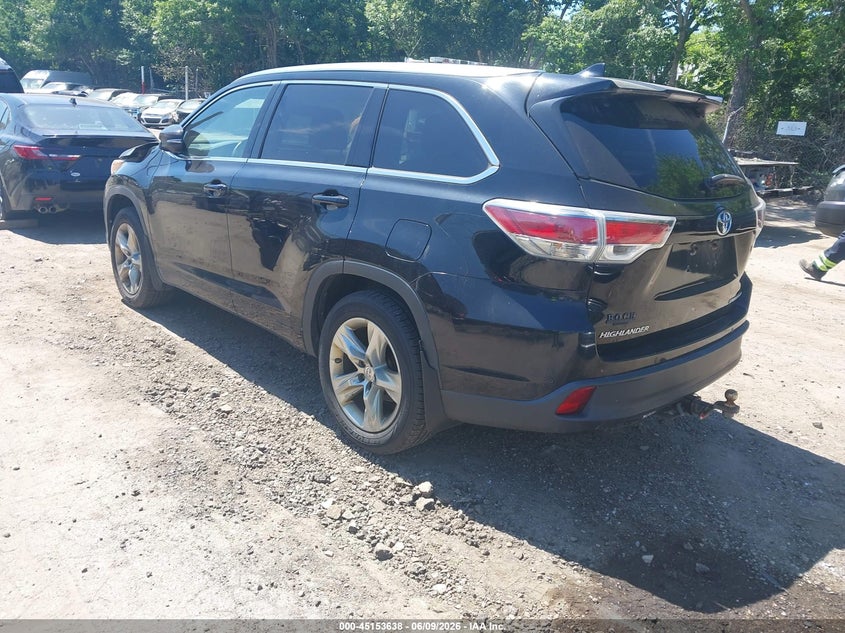 2014 Toyota Highlander VIN 5TDDKRFH3ES044110 IAAI salvage auction — RIGHT FRONT, Salvage Title, sold $7,425 on 2026-07-07 (photo 3)