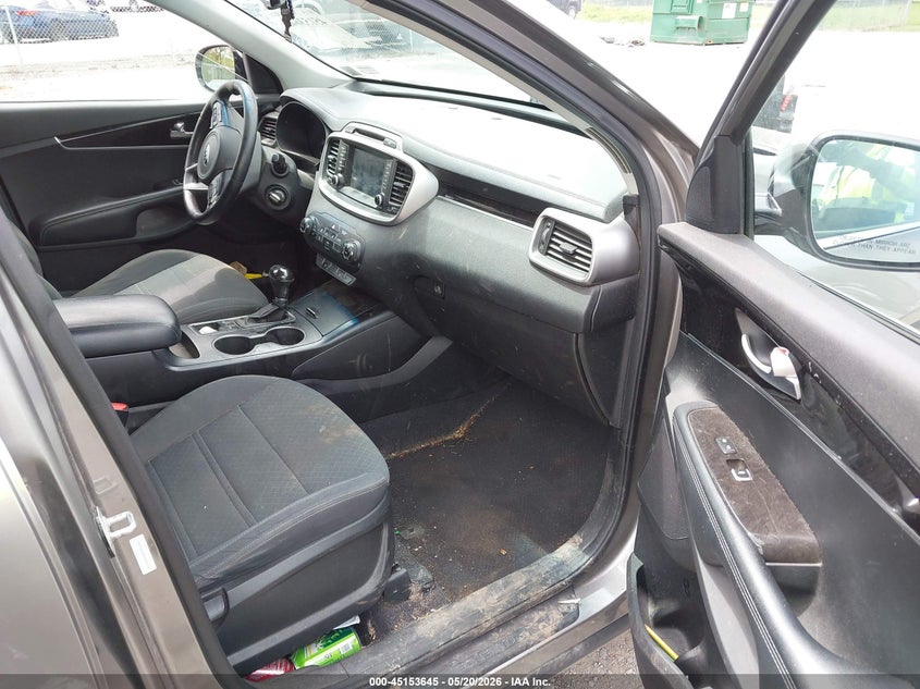 2017 Kia Sorento VIN 5XYPGDA38HG329528 IAAI salvage auction — SUSPENSION, Mv-907A (New York), sold $2,400 on 2026-07-14 (photo 5)