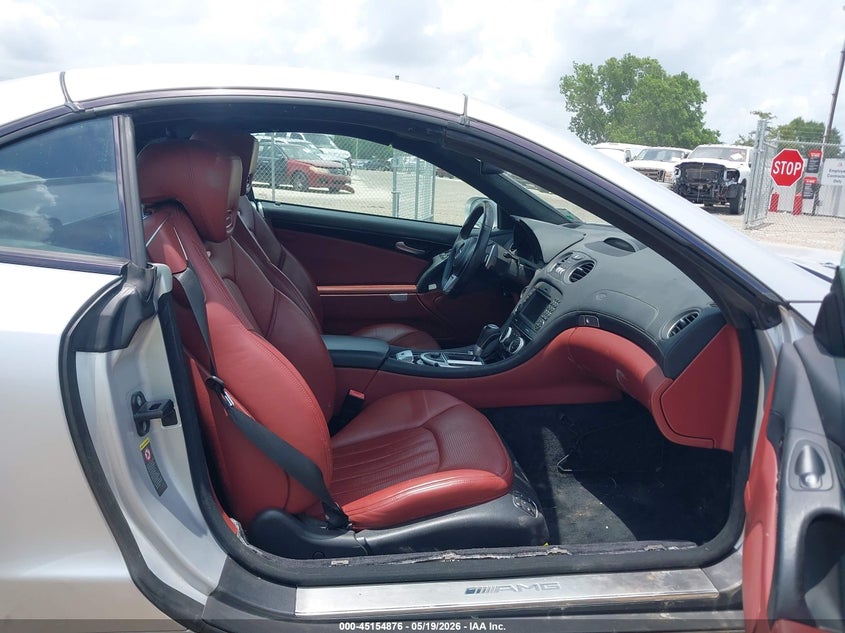 2009 Mercedes-benz Slc-klasse amg VIN WDBSK70F39F145297 IAAI salvage auction — WATER/FLOOD, Salvage (Louisiana), sold $11,000 on 2026-08-15 (photo 5)